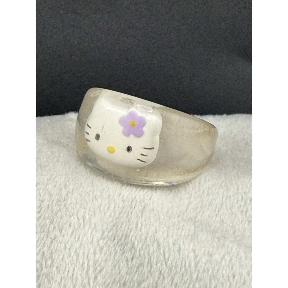 Vintage Hello Kitty  Acrylic Ring ‎ Size 8.5